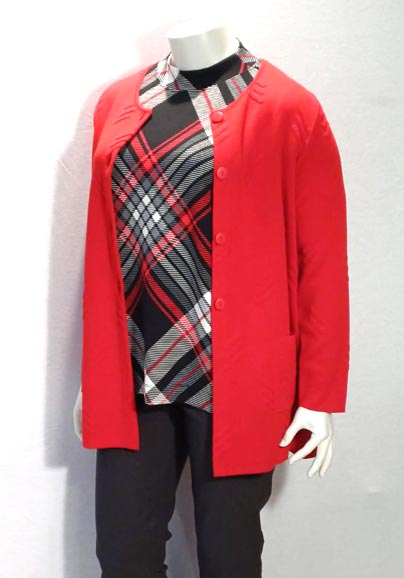 Strickjacke: Heimod | Shirt: via appia | Hose: KjBrand