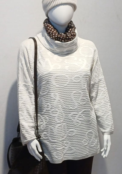 Wollpullover: Glasmacher | Culotte: via appia