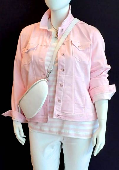 Jeansjacke: frapp | Shirt: efixelle | Jeans: KjBrand
